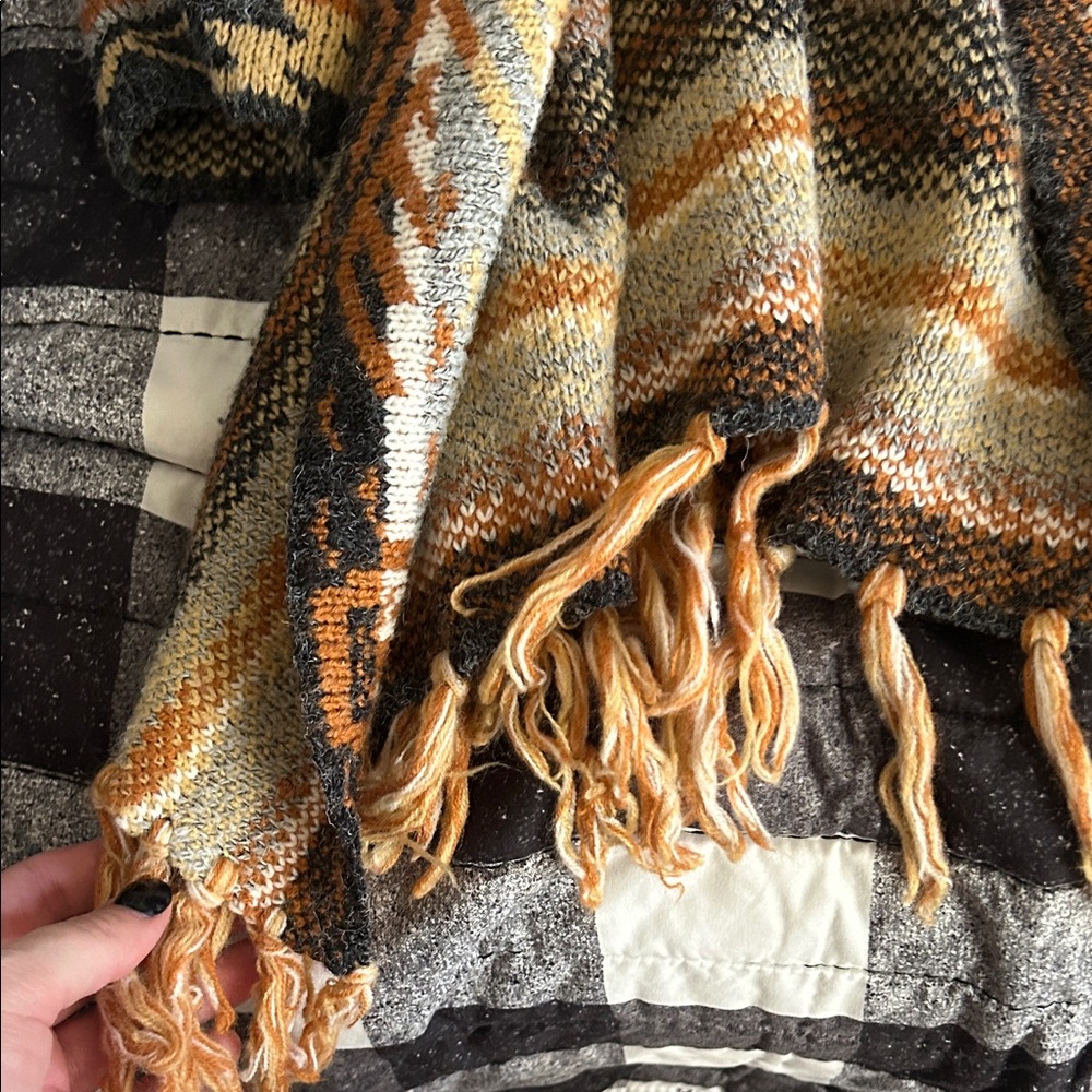 Multicolor Patterned Cardigan - Picture 3 of 4